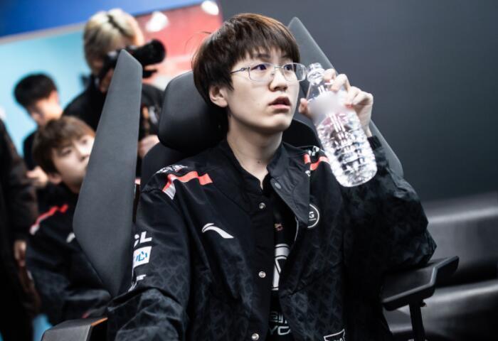 市魅力的机 市魅力的机