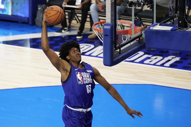 锋线的换防 锋线的换防