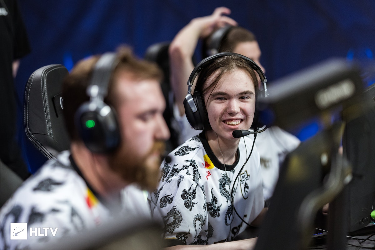 不容小觑 不容小觑